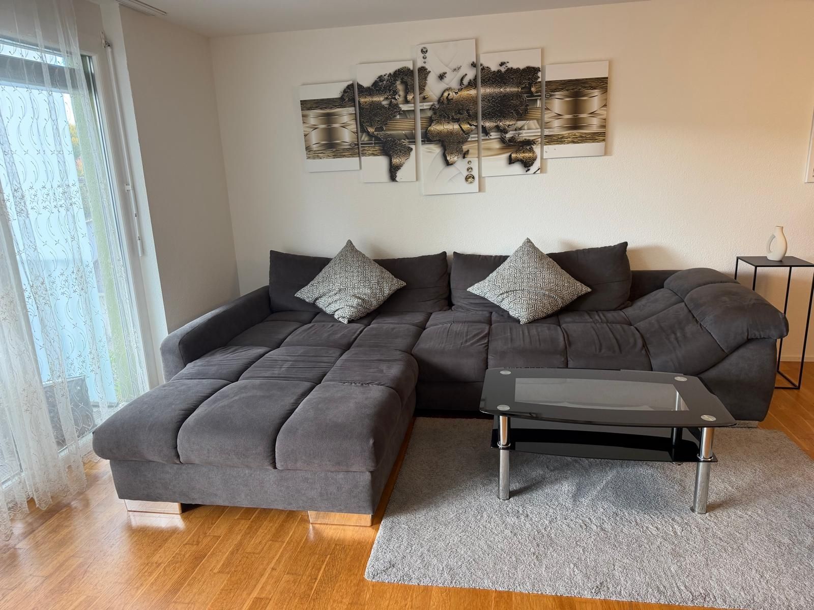 Mömax Sofas: Grosses Ecksofa in Anthrazit mit Schlaffunktion gebraucht. – Gebraucht aus Dottikon von tshikosnama 1