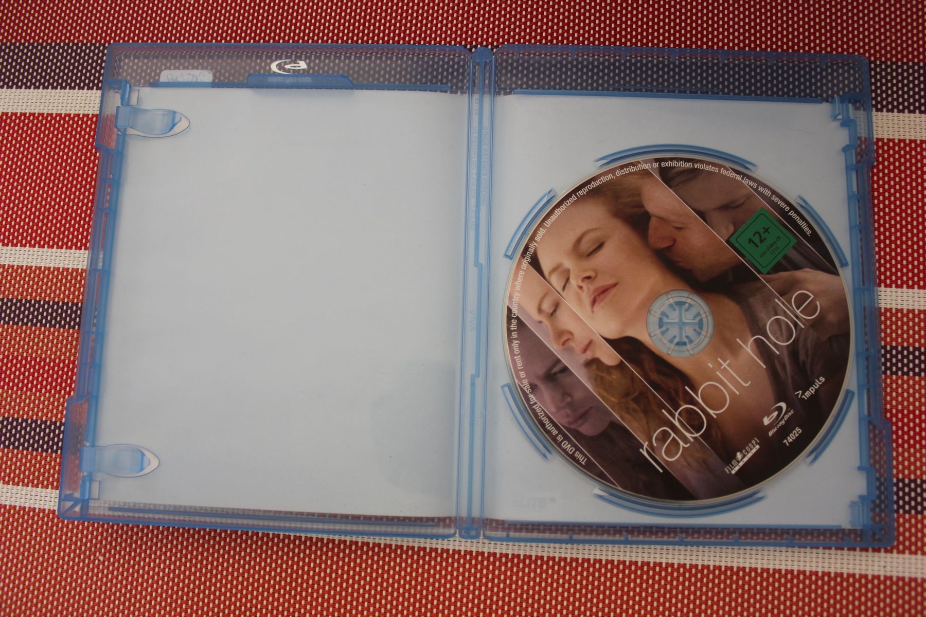 Tutti i DVDs: Rabbit Hole DVD Blu-Ray ( 2573) – Usato da Geroldswil venduto da Schlumpfine1973 1