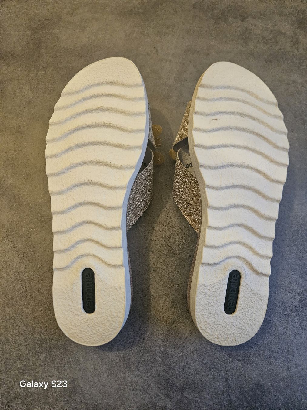 Scarpe da donna: Remonte Soft Pantoletten - 39 – Usato da Bünzen venduto da Milly32 7