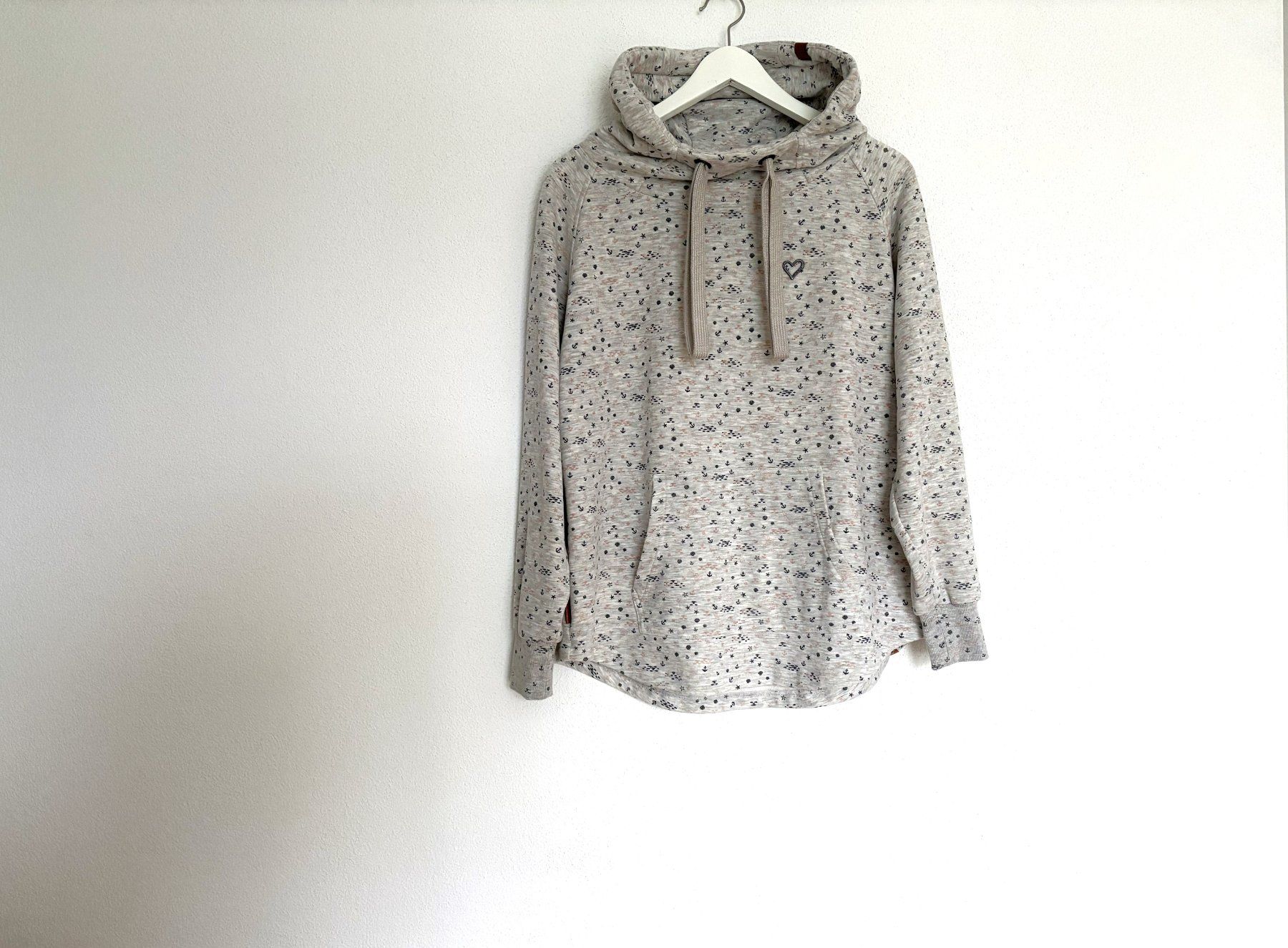Maglioni & Felpe: Hoodie Kapuzenpullover Pulli Sweatshirt Gr.S – Usato da Holzhäusern ZG venduto da paula_w