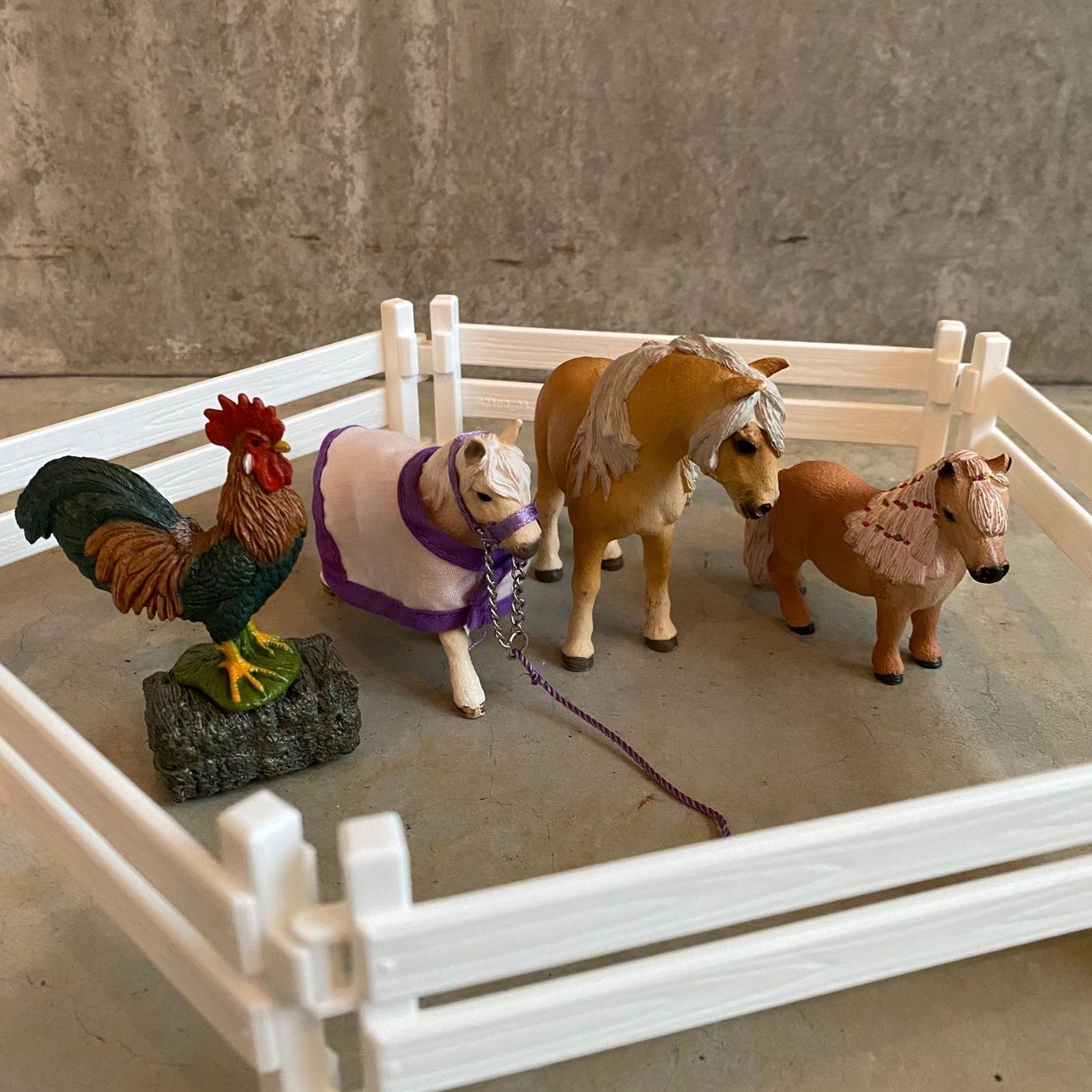 Schleich Giocattoli: Schleich 12 pièces / 12 Stück – Usato da Gipf-Oberfrick venduto da SecondHandMisc 2