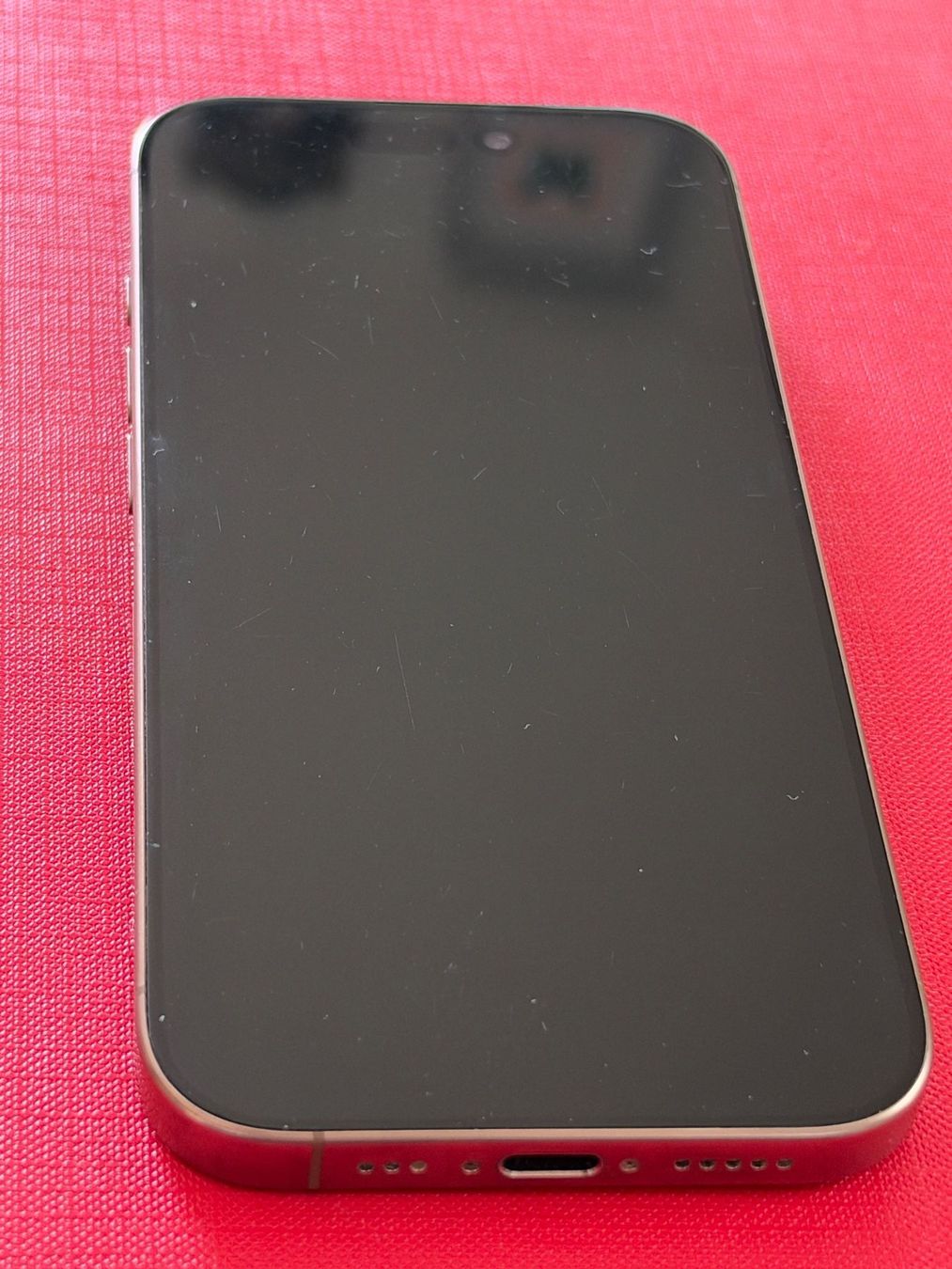 Apple Handys / Smartphones: IPhone 16 Pro 128GB – Gebraucht aus Zürich von Marmotta03 3