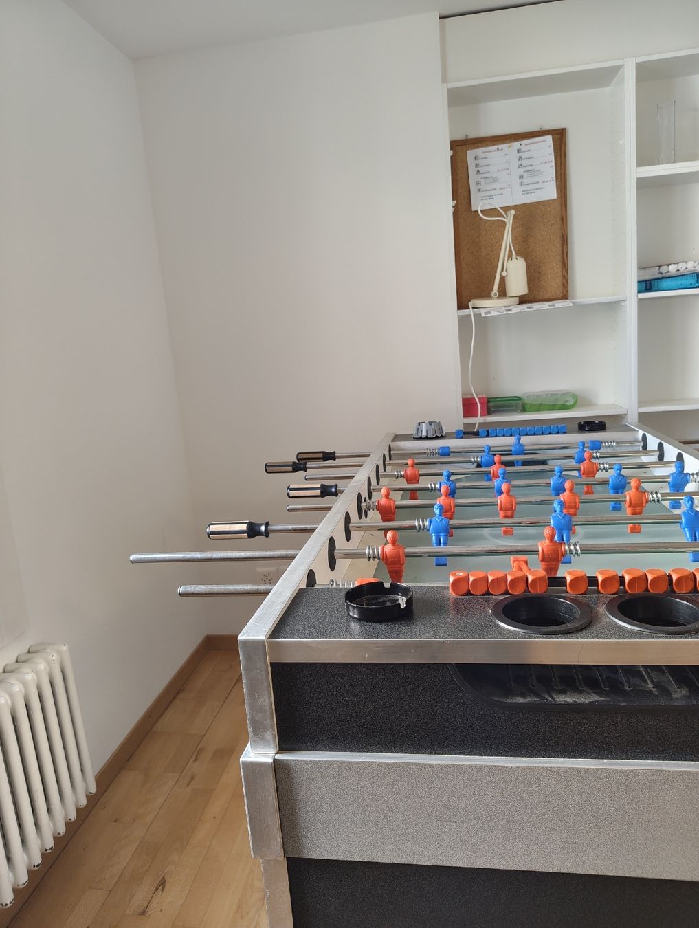 Slot Machine: Garlando Tischfussball- Tisch – Usato da St.Gallen venduto da jericho222 3