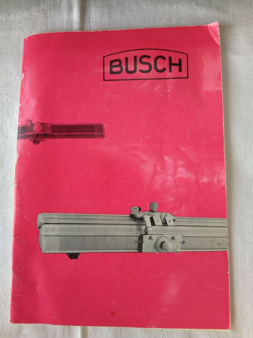 Busch Tutte le macchine: BUSCH Doppelbett-Strickmaschine – Usato da Pratteln venduto da Zund-88-Funken 6