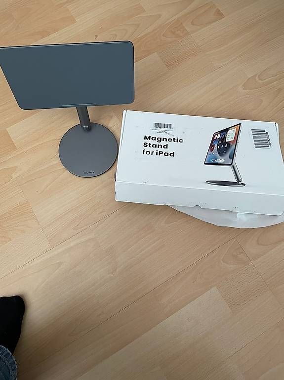Autres décorations & accessoires: Ipad Ständer – D'occasion à Stein am Rhein par Lembu 3