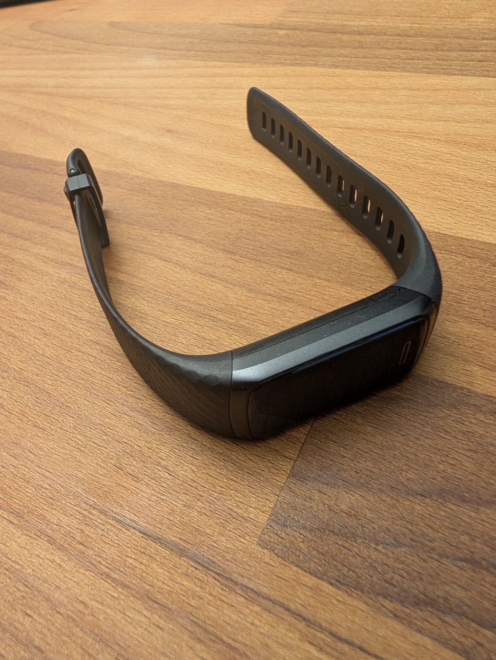 Hama Smartwatch: Hama Fit Track 3910 – Usato da Sempach-Station venduto da lukaskaep 1