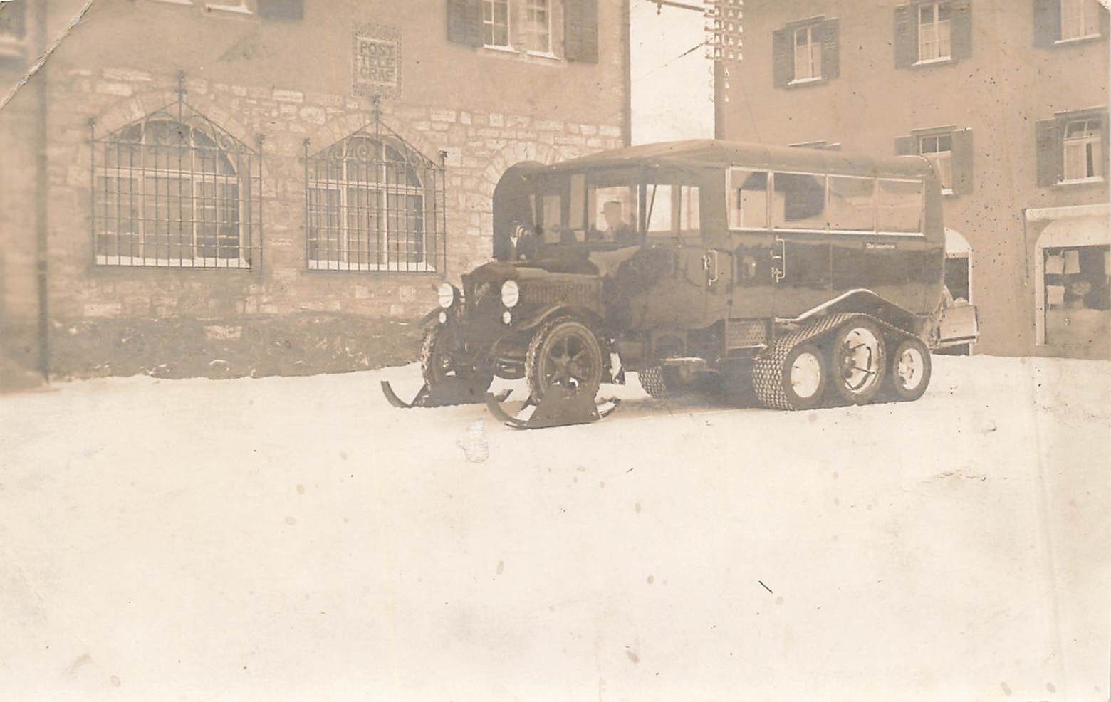 Ansichtskarten: Lenzerheide GR Winter Postauto mit Raupenantrieb Oldtimer – Gebraucht aus Biasca von Blenio71