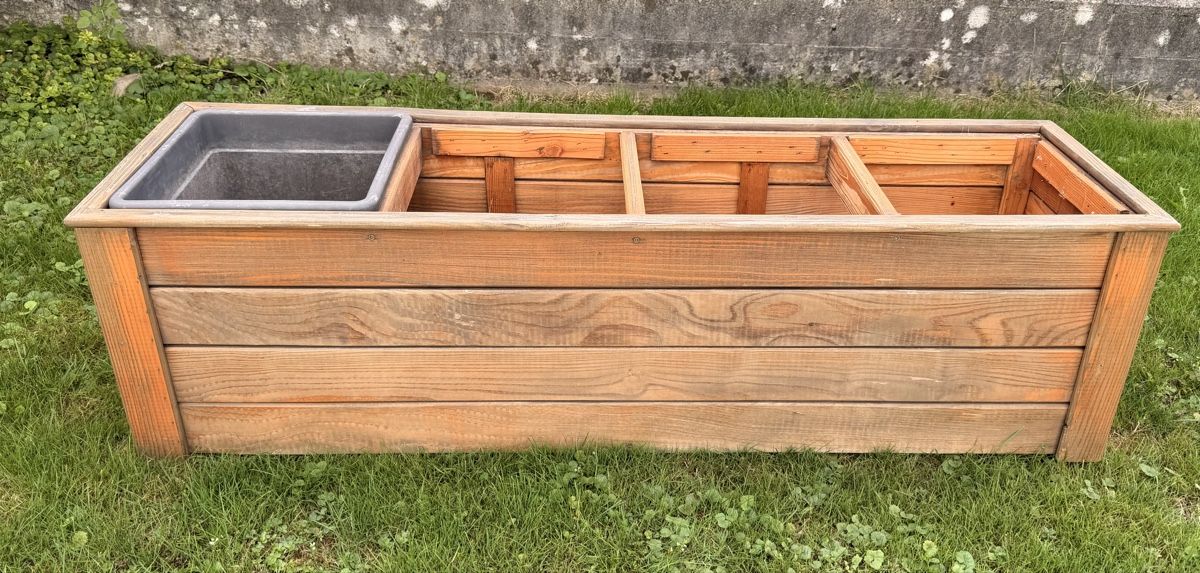 Blumentöpfe: 2x Pflanzbehälter Garten Balkon – Gebraucht aus Strengelbach von Dory