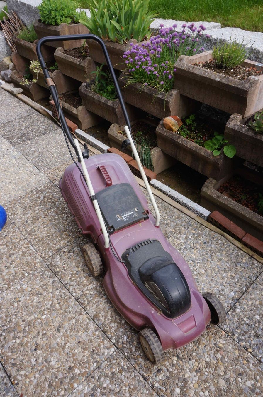 Tondeuses à gazon: Rasenmäher elektrisch – D'occasion à Schindellegi par woneschi 1