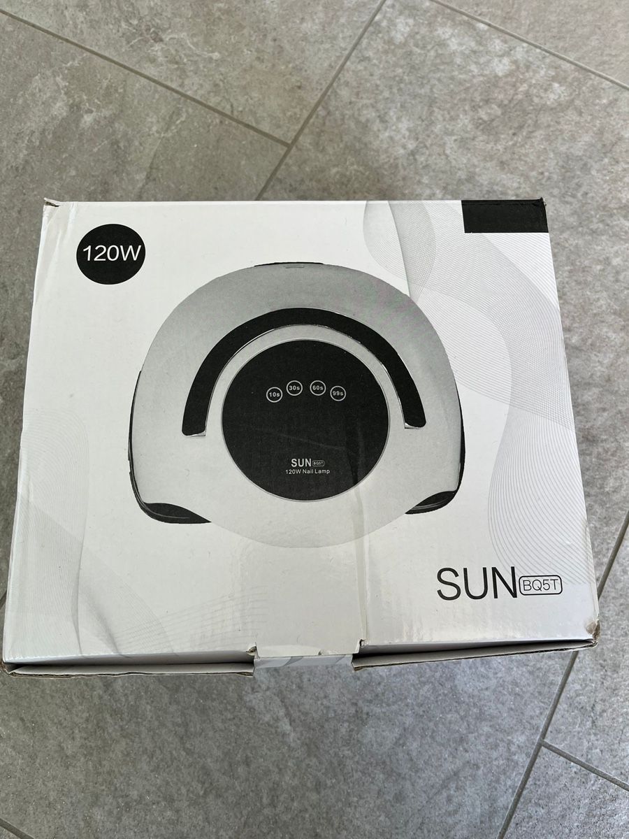 Unghie finte: Nail Lamp – Usato da Pfäffikon ZH venduto da spl_q2lj