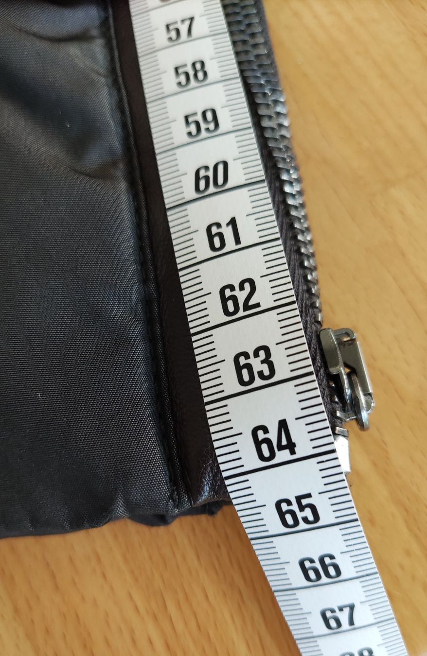 Moncler Giacche: Doudoune courte brune Moncler – Usato da Orbe venduto da ecilea 3