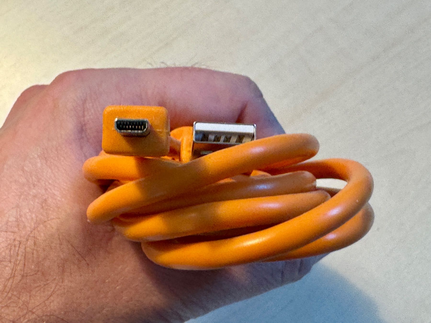 Kabel: TetherPro USB 2.0 to Mini-B 8-Pin Kabel, 4.5m – Gebraucht aus Buochs von Frosch77 1