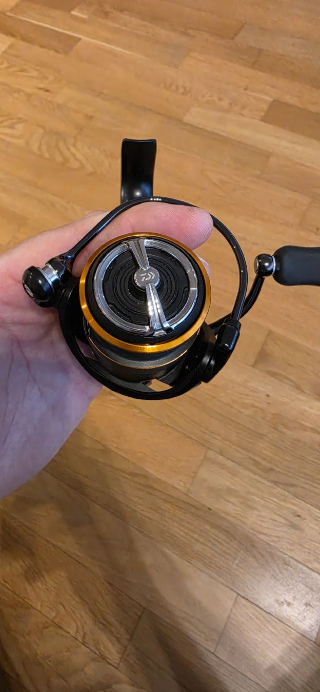 Daiwa Tamburi & Mulinelli: Daiwa Presso LT 2000SS-P – Nuovo (secondo la descrizione) da Alpnach Dorf venduto da Maksim777 4