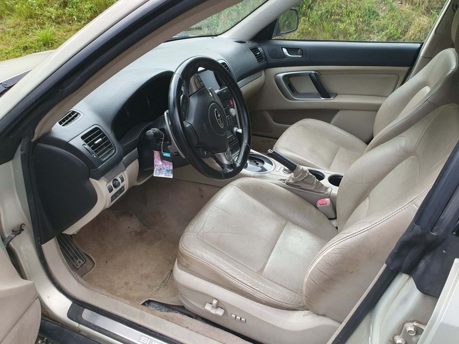 Subaru Automobili: Subaru Outback 3.0 – Usato da Grüsch venduto da aconze 2