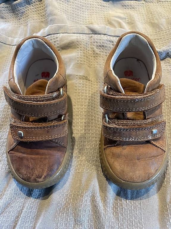 Scarpe per ragazzi: Elefanten Schuhe Grösse 22 – Usato da Murten venduto da ka_koen
