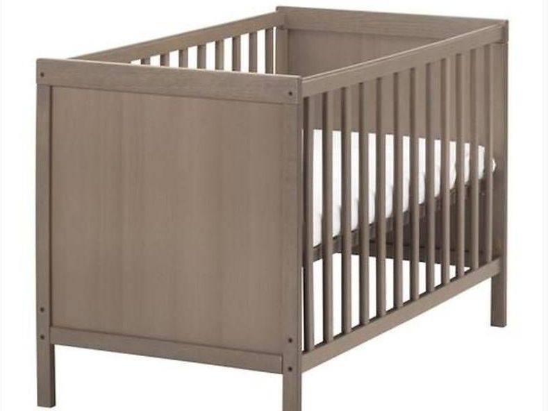 Ikea Betten: Berceau/lit enfant + matelas – Neu (gemäss Beschreibung) aus La Chaux-de-Fonds von kellina 2