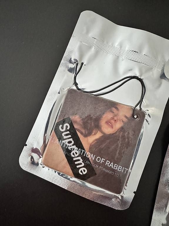 Profumi & Eau de Toilette: Supreme Profumatori per auto – Nuovo e nell'imballaggio originale da Losone venduto da Nuno__v 2