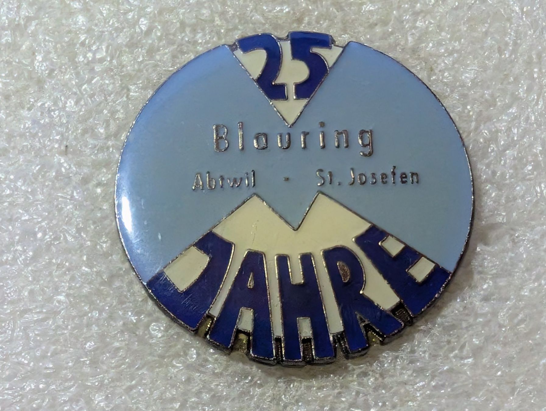Placchette & Badge: Ansteckpin 2: Blauring – Usato da Oppligen venduto da Pin-Fall-Shop