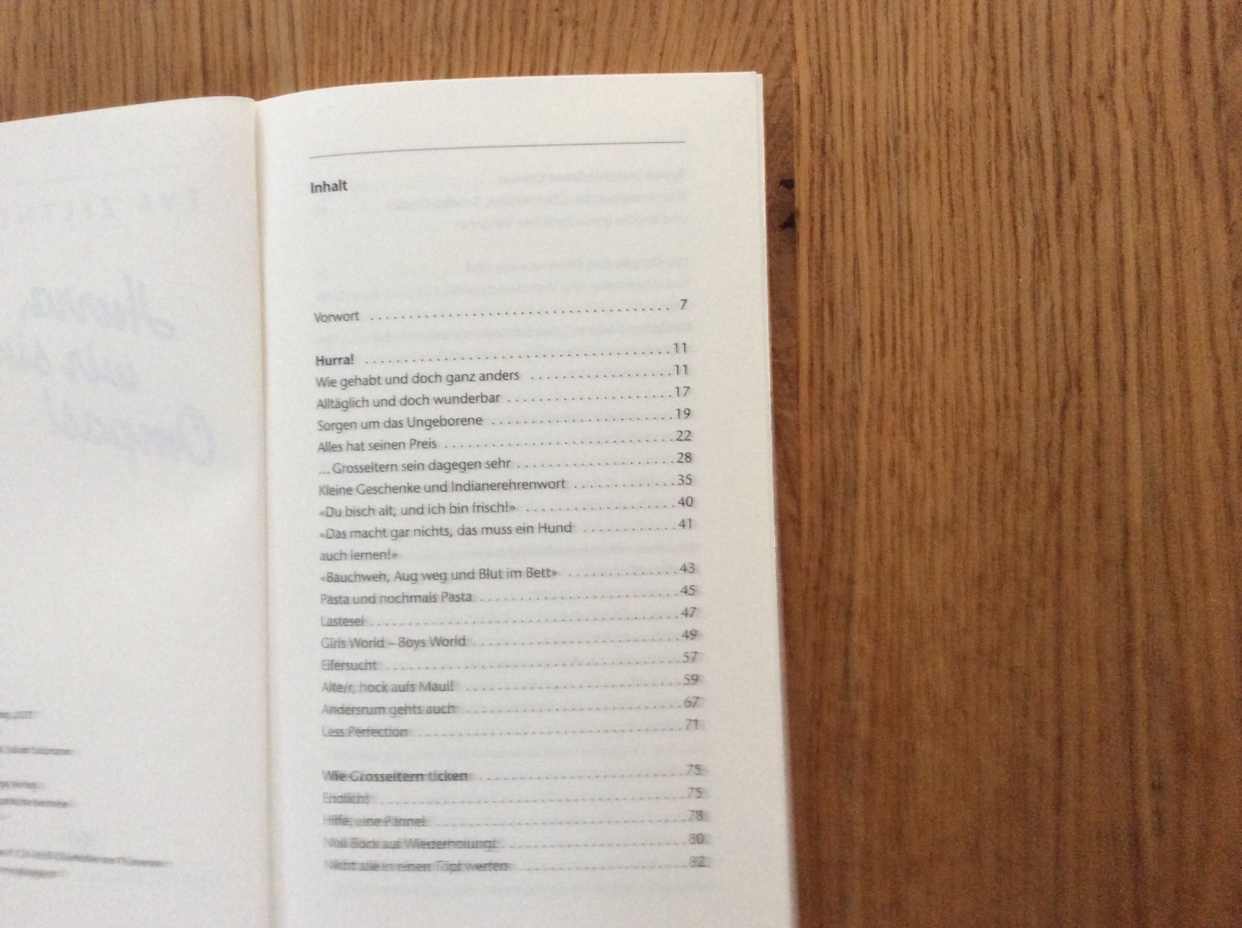 Libri: Hurra, wir sind Ompas! Lustiges Buch – Nuovo (secondo la descrizione) da Wetzikon ZH venduto da Libelle01 2