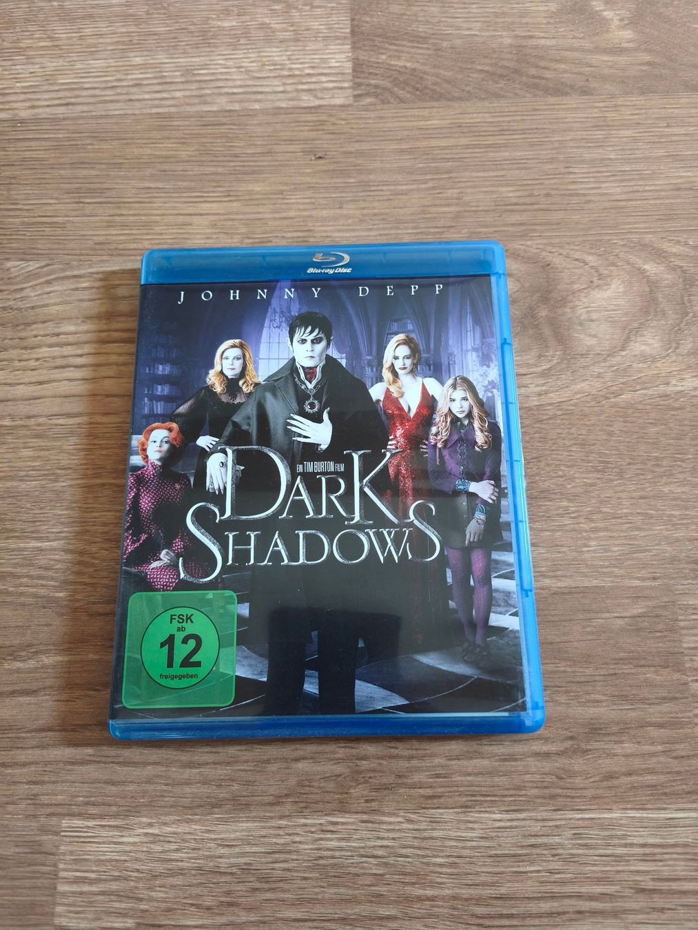 Tutti i DVDs: Dark Shadows – Usato da Kerzers venduto da Pachystachys