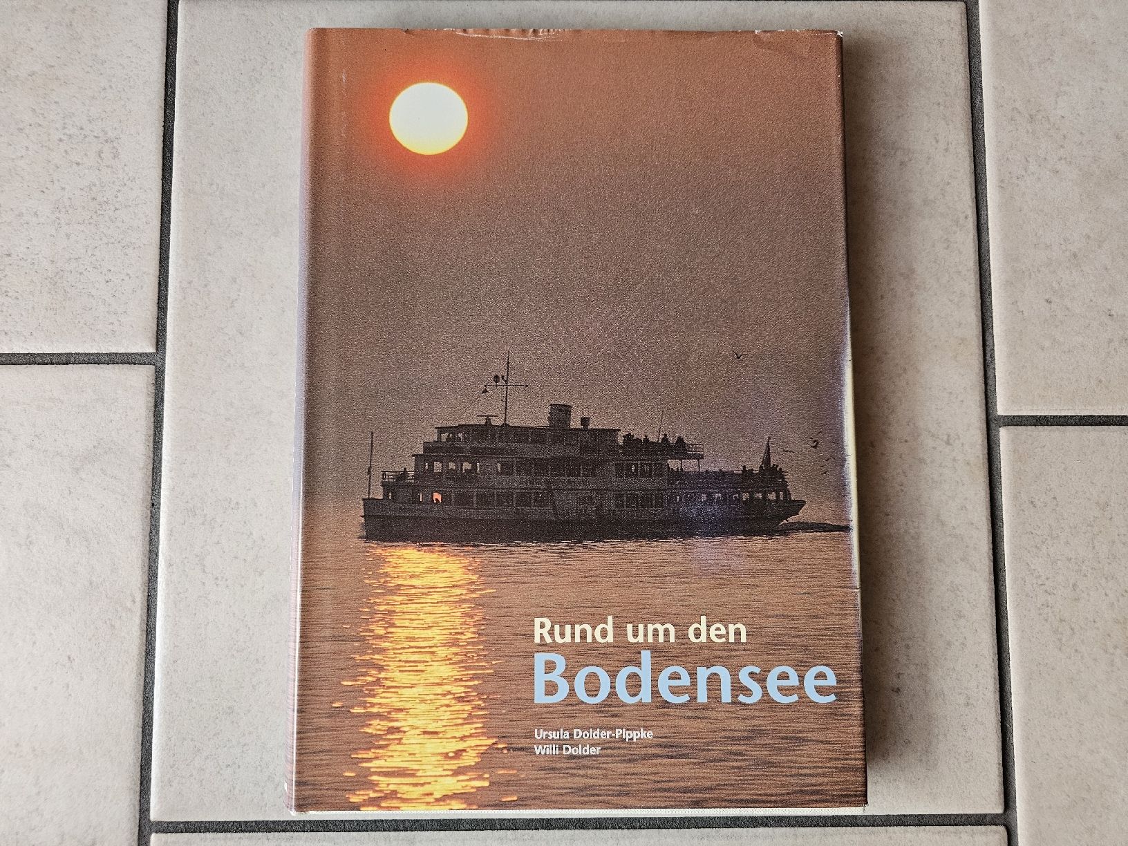 Libri: Rund um den Bodensee  /  176 Seiten – Usato da Schneisingen venduto da backstore24