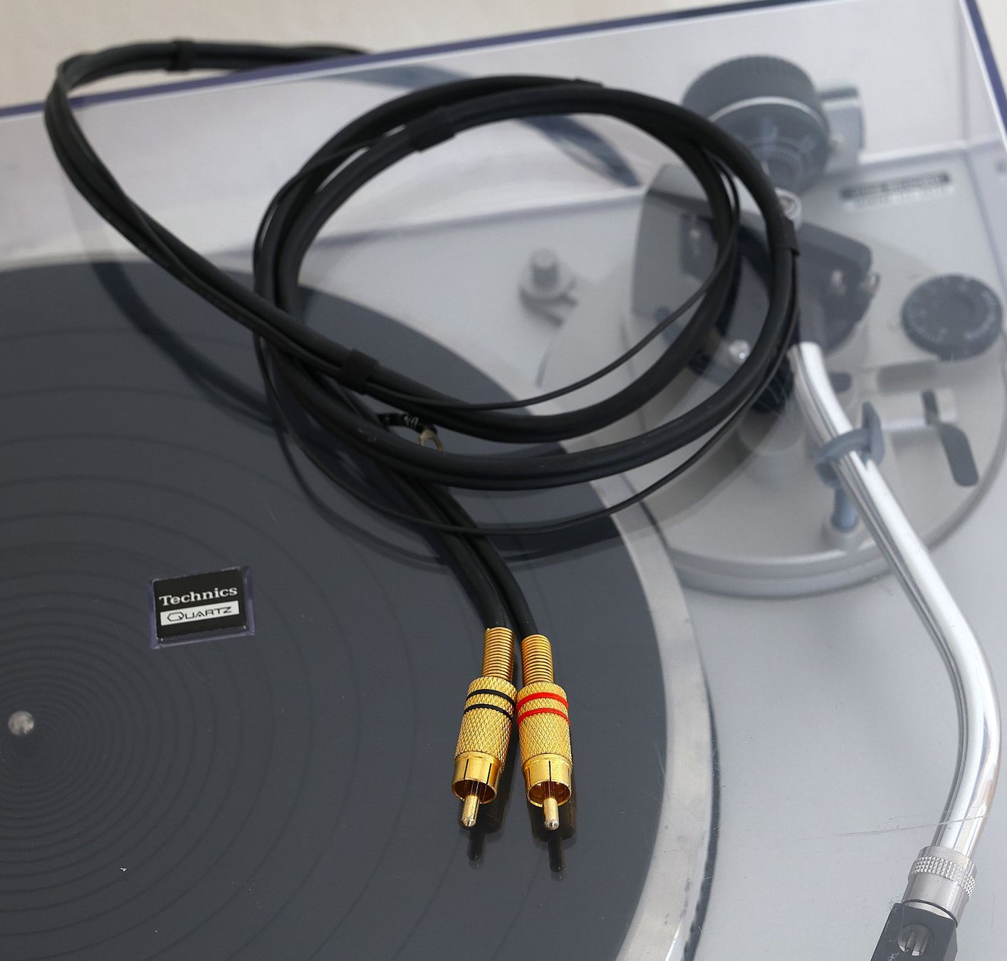 Technics Giradischi: Technics SL-Q2 Plattenspieler – Usato da Zollikofen venduto da KeAm 5