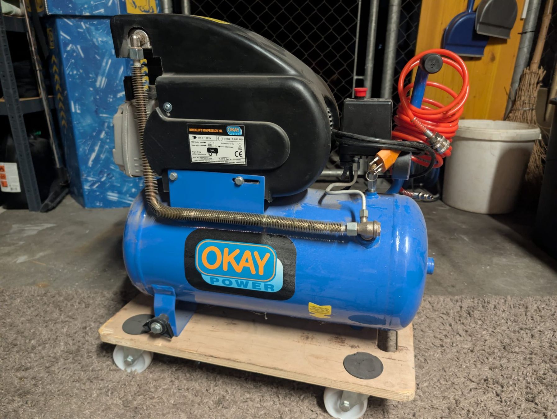 Compresseurs: OKAY POWER Kompressor blau – D'occasion à orpund par kevinlars