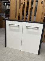 Waschbeckenunterschrank