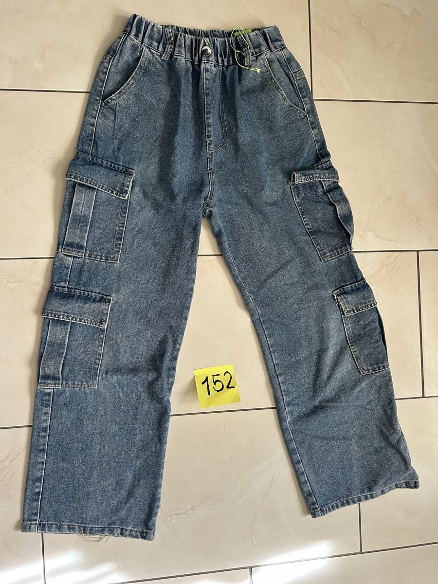 Pantaloni: Pantalon cargo en jean, taille 152  – Usato da Orsières venduto da Maevalais