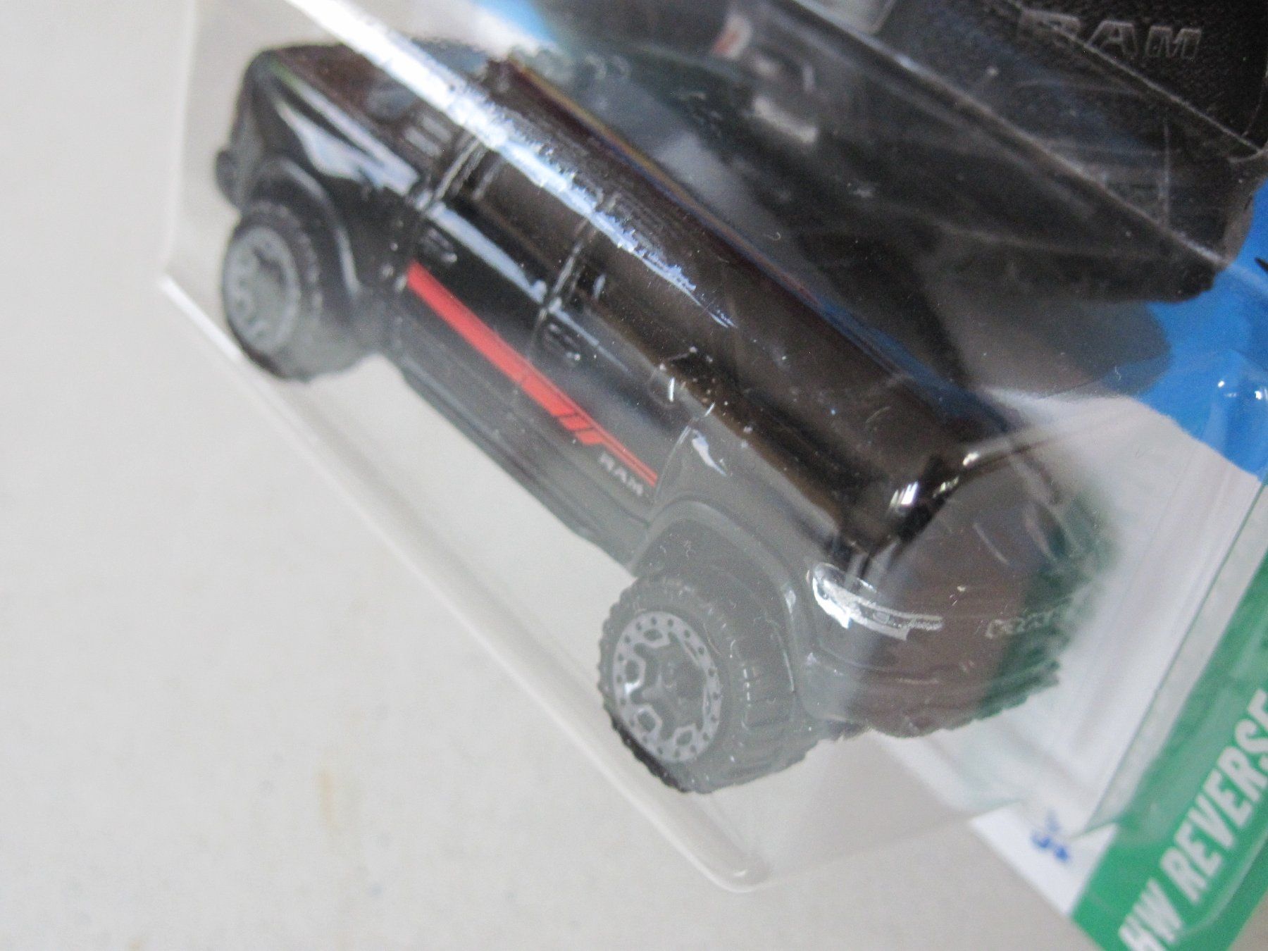 Hot Wheels Modellini d'auto: RAM 1500 Hot Wheels – Nuovo e nell'imballaggio originale da Feuerthalen venduto da mam_5l7b 3