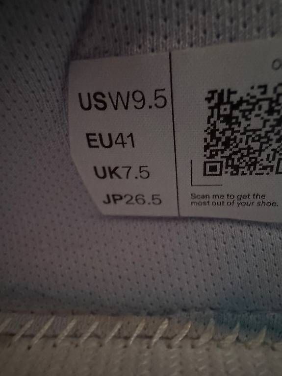 Scarpe da donna: ON - The Roger Sneaker – Usato da Winterthur venduto da julia.hofer 2