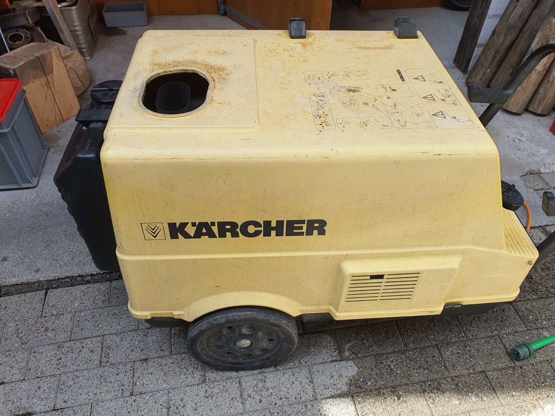 Kärcher Idropulitrici ad alta pressione: Kärcher HDS 990 – Difettoso da Bönigen venduto da CarveArt