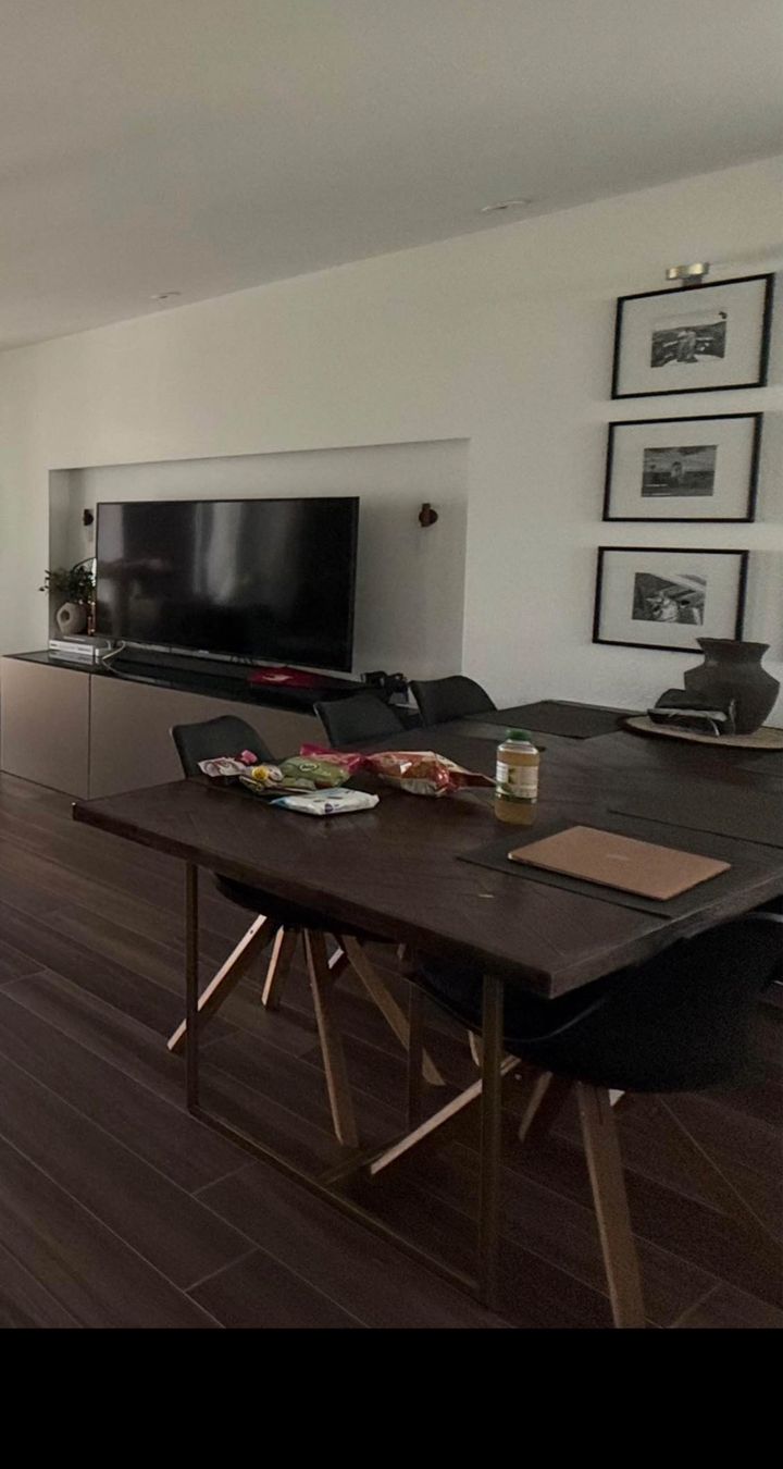 Tische: Dutchbone Class Dining Table – Gebraucht aus Aarburg von kat_5djd 1