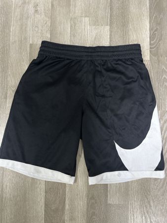 Nike shorts kinder