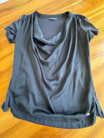 Tommy Hilfiger Damen T-Shirt Gr. M Elegant Wasserfall