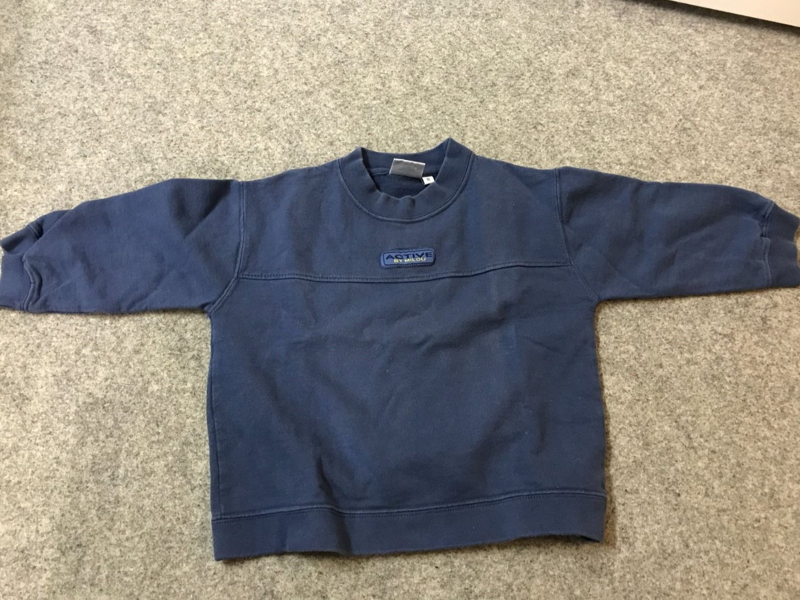 Pullover & Sweatshirts: Active by Milou Sweatshirt Gr. 92 – Gebraucht aus Guntershausen von Gloominati
