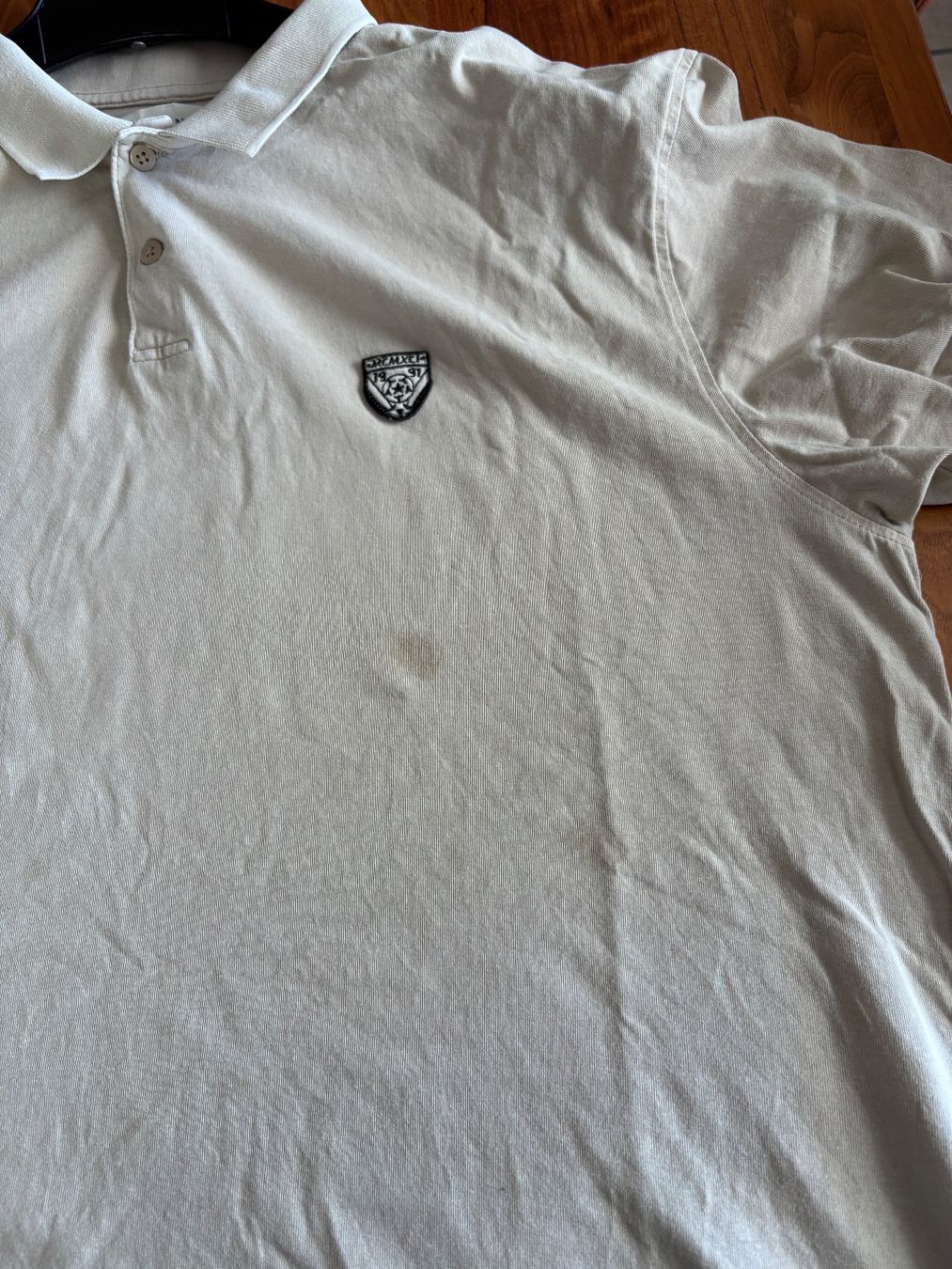 Magliette Polo: Poloshirt L Pier One beige – Usato da Balsthal venduto da Uroby 2