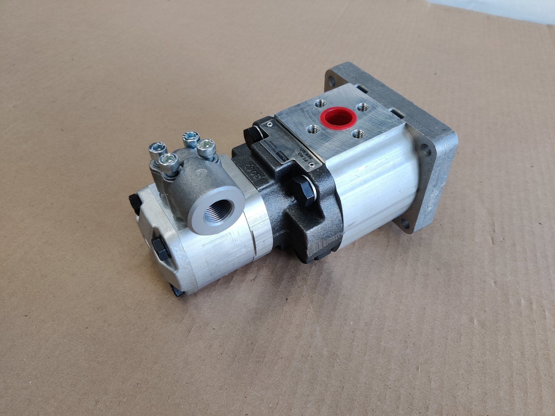 Alle Maschinen: Winkel-Flanschstutzen RPB 38 30 – Neu und originalverpackt aus Fischbach-Göslikon von Elektromech_Verkauf 2
