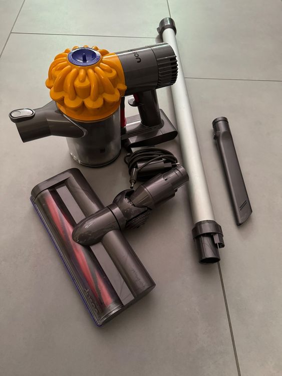 Dyson V6 slim Staubsauger | Kaufen auf Ricardo