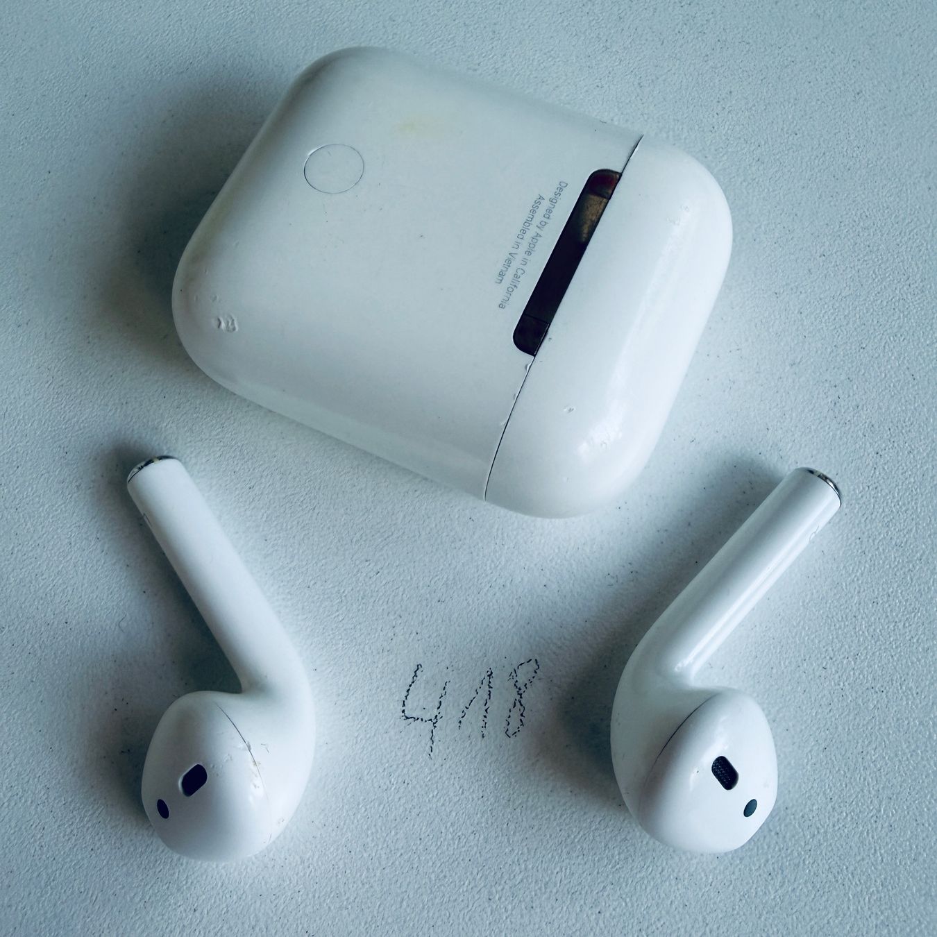 Apple Kopfhörer: Original Apple AirPods 2 Gen. Wireless Kopfhörer & Case – Gebraucht aus Basel von MY.AIRPODS.SHOP 5