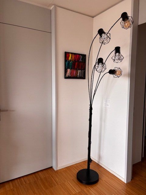 Lampade: Stehleuchte Metall – Usato da Zürich venduto da CoCos_Closet