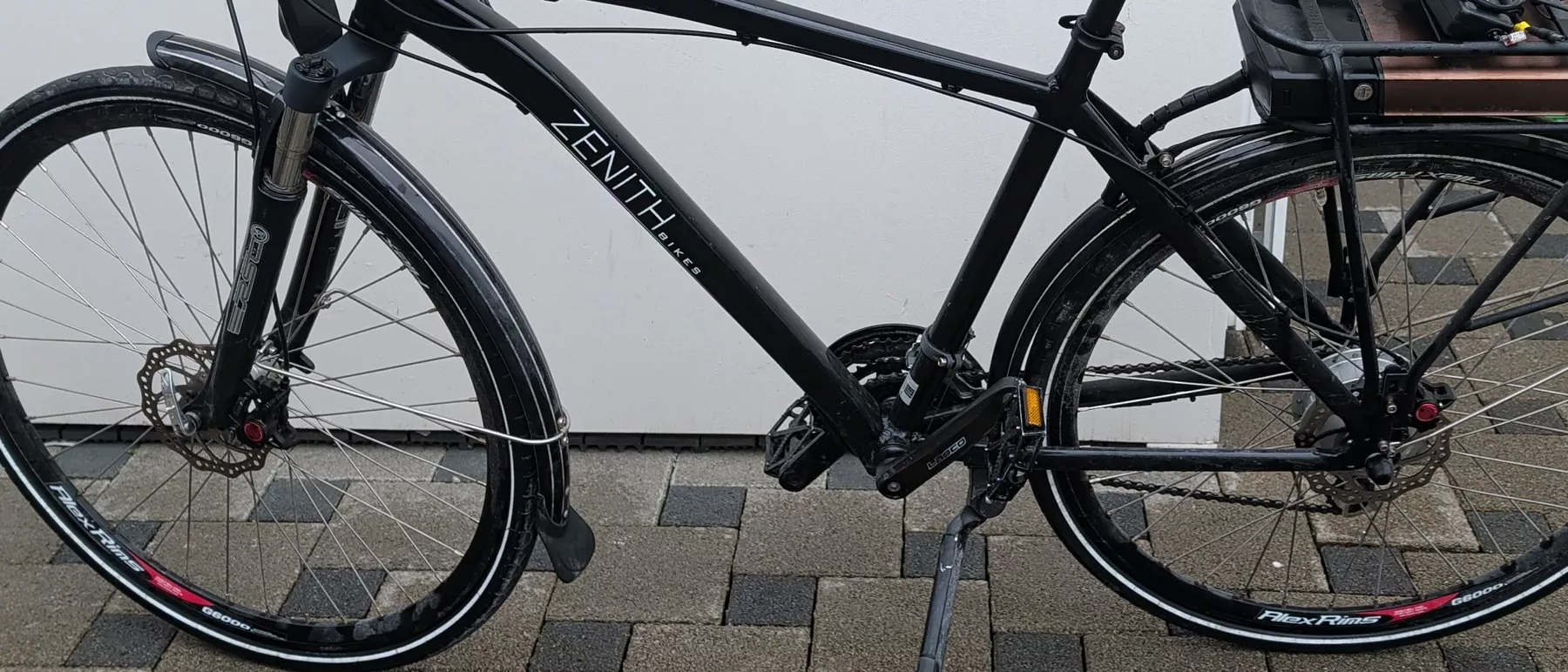 Zenith Bikes Biciclette: Zenith E-Bike defekt – Difettoso da Menziken venduto da ezadinho 8