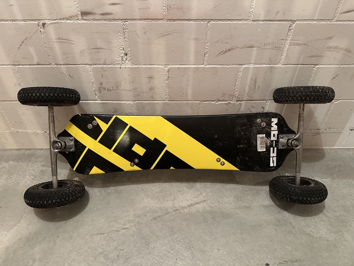 Skateboards: Mountainboard / Kiteboard – Gebraucht aus Zürich von gia_8r2t 1