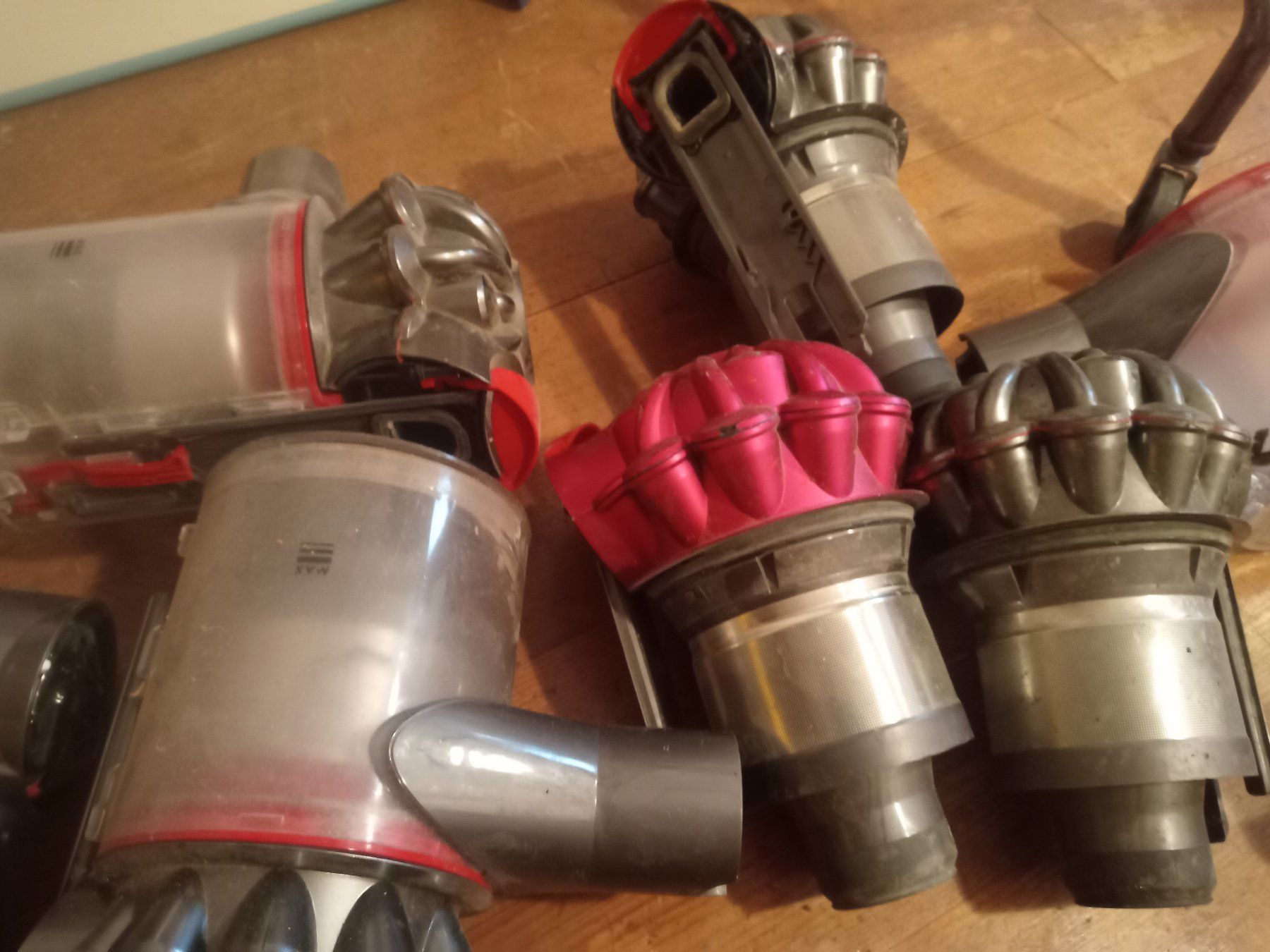 Dyson Staubsauger & Zubehör: Dyson V7 V8 Ersatzteilen – Gebraucht aus Prez-vers-Siviriez von Monija70 2