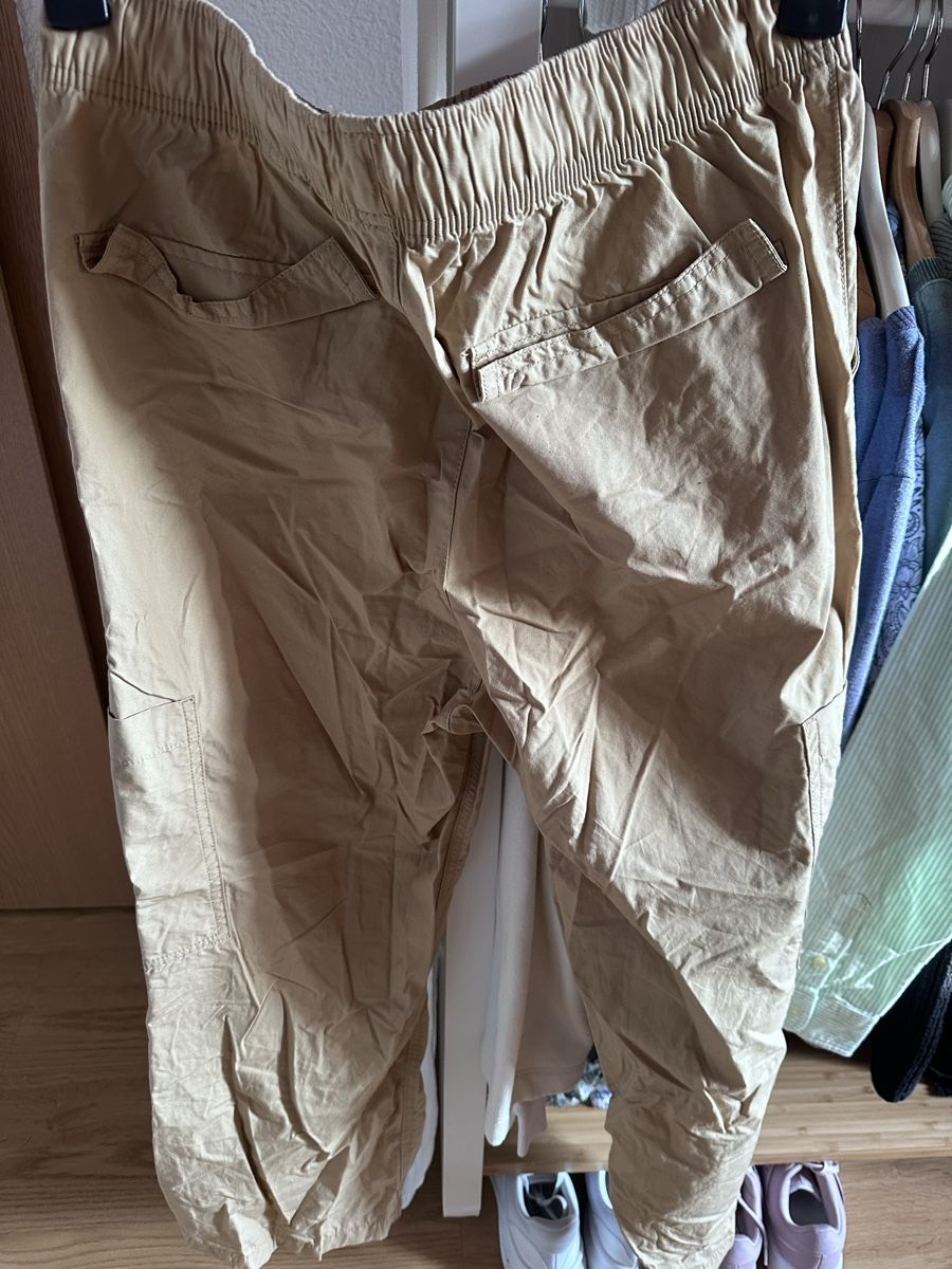 H&M Pantaloni: Hose beige H&M Gr. M – Nuovo (secondo la descrizione) da Münsingen venduto da Secondhand89 2