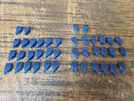 lego 29119 et 20120 lot de 40 pièces Dark Blue Wedge