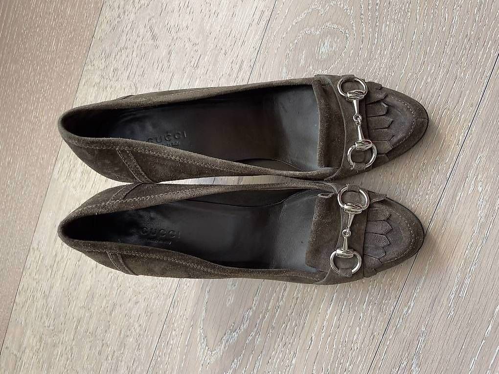 Scarpe da donna: Chaussures Gucci taille 38 1/2 – Usato da Genève venduto da m10_t92f 1