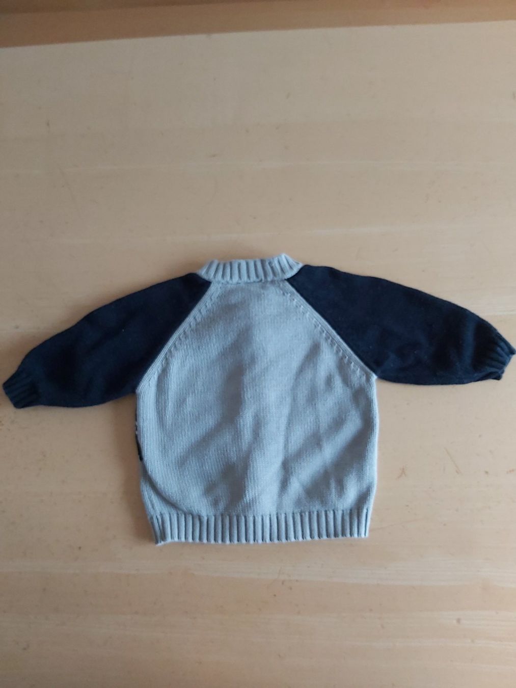 Jacken & Mäntel: Baby Jacke grau mit Muster Gr. 62 – Gebraucht aus Disentis/Mustér von epa_862v 1