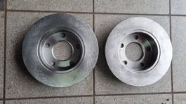 VW Passat Bremsscheiben hinten