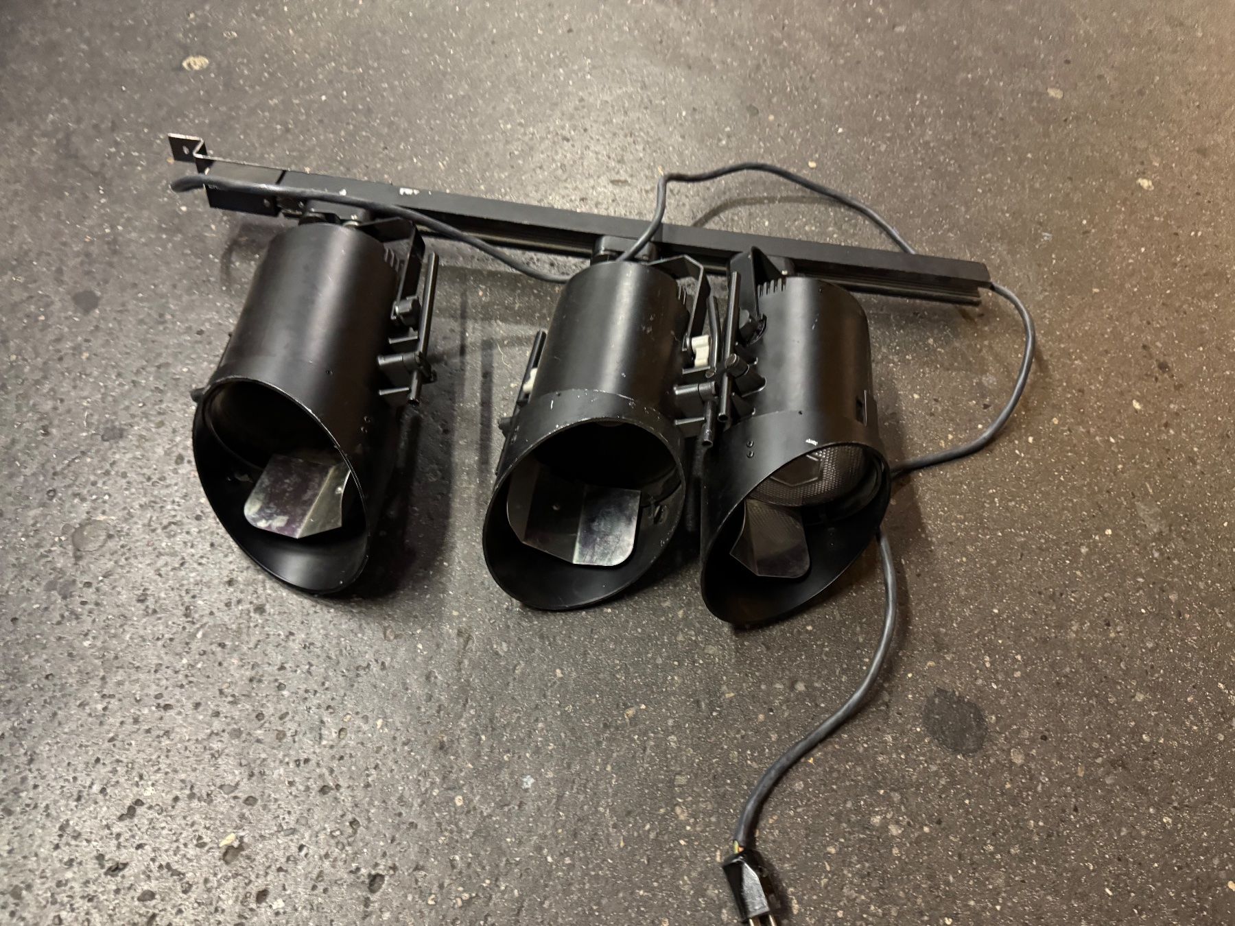 Lampade: Disco Licht 230v Lieferung gratis – Usato da Thun venduto da Thuno6 2